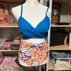 Cupshe Blue and Floral High-Waisted Bikini Set size small